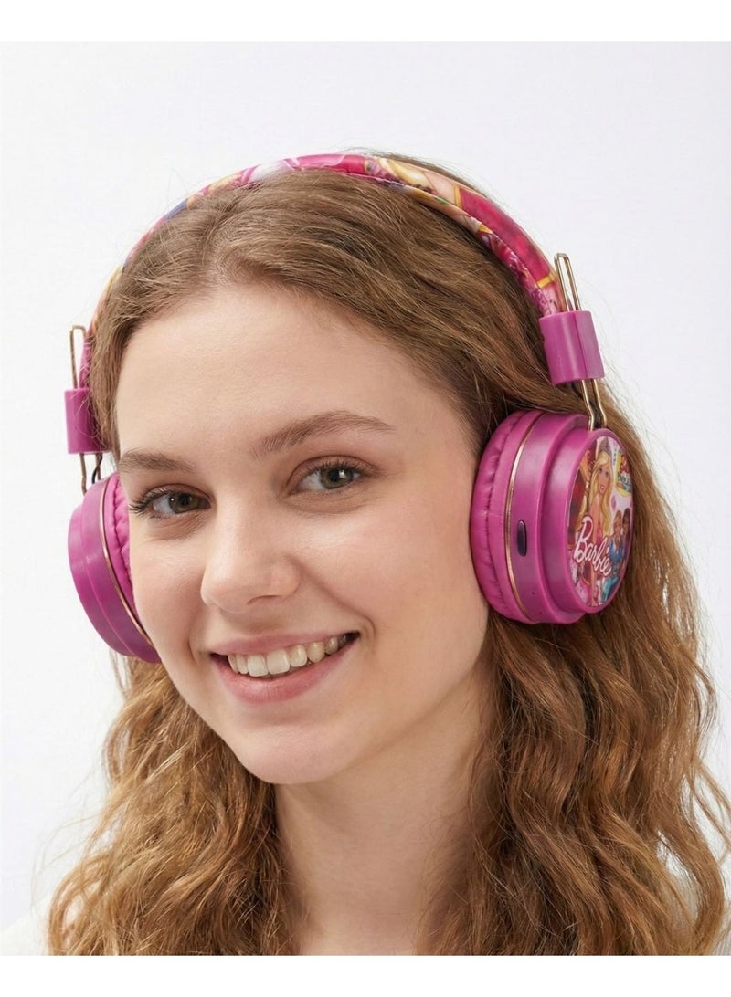 باربي سماعات باربي برنسيس تشارم اللاسلكية للبنات – سماعة رأس أطفال وردية فوق الأذن بتصميم أنيق، مع عصابة رأس قابلة للتعديل ووسائد ناعمة مريحة. - Image 5